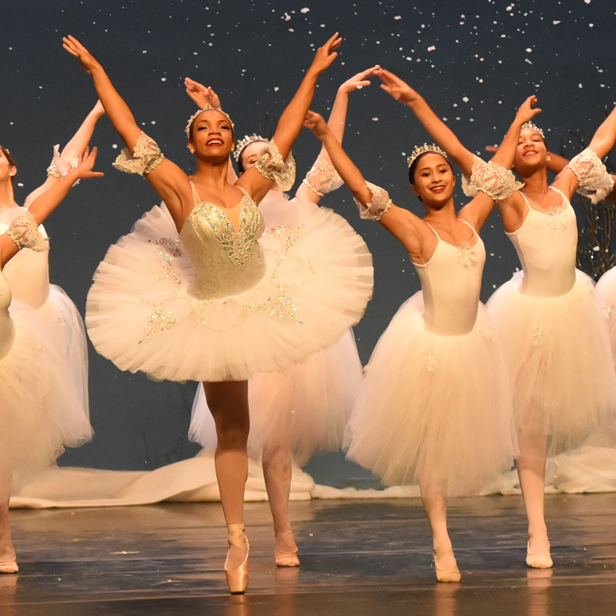 NOBA-Center-for-Dance-students-in-the-Land-of-the-Snow-scene-of-The-Nutcracker-Suite-photo-by-Jeff-Strout